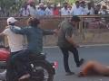 Maharashtra: Young Man Brutally Beaten in Broad Daylight in Latur as Bystanders Watch; Disturbing Video Surfaces - Hindi News | Maharashtra: Young Man Brutally Beaten in Broad Daylight in Latur as Bystanders Watch; Disturbing Video Surfaces | Latest maharashtra News at Lokmattimes.com