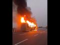 Lucknow Bus Fire: 5 Including Two Children Die After Blaze Erupts in Double-Decker Bus on Kisan Path - Hindi News | Lucknow Bus Fire: 5 Including Two Children Die After Blaze Erupts in Double-Decker Bus on Kisan Path | Latest national News at Lokmattimes.com