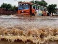 Maharashtra: More than 100 rescued in flood-hit Yavatmal district - Hindi News | Maharashtra: More than 100 rescued in flood-hit Yavatmal district | Latest maharashtra News at Lokmattimes.com