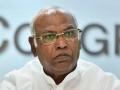 Congress President Mallikarjun Kharge Receives Invite for Swearing-In-Ceremony Of Narendra Modi - Hindi News | Congress President Mallikarjun Kharge Receives Invite for Swearing-In-Ceremony Of Narendra Modi | Latest national News at Lokmattimes.com