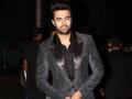 Maniesh Paul also tests positive for COVID-19, on the sets of Jug Jugg Jeeyo after Varun and Neetu - Hindi News | Maniesh Paul also tests positive for COVID-19, on the sets of Jug Jugg Jeeyo after Varun and Neetu | Latest entertainment News at Lokmattimes.com