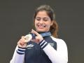 Manu Bhaker Shines at Paris Olympics 2024, Eyes on a Hat-Trick of Medals with 25m Pistol Final Qualification - Hindi News | Manu Bhaker Shines at Paris Olympics 2024, Eyes on a Hat-Trick of Medals with 25m Pistol Final Qualification | Latest other-sports News at Lokmattimes.com