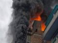 Delhi Fire: Massive Blaze Erupts at Plastic Granules Factory in Narela Industrial Area; See Visuals - Hindi News | Delhi Fire: Massive Blaze Erupts at Plastic Granules Factory in Narela Industrial Area; See Visuals | Latest national News at Lokmattimes.com