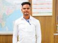 Mayur Shelkhe, who saved child at Vangani railway station, donates half prize money to child's welfare & education - Hindi News | Mayur Shelkhe, who saved child at Vangani railway station, donates half prize money to child's welfare & education | Latest maharashtra News at Lokmattimes.com