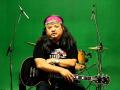 Sonam Sherpa founding member iconic rock band Parikrama dies at 48 - Hindi News | Sonam Sherpa founding member iconic rock band Parikrama dies at 48 | Latest entertainment News at Lokmattimes.com