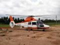 ONGC helicopter with nine on board makes emergency landing in Arabian Sea, four dead - Hindi News | ONGC helicopter with nine on board makes emergency landing in Arabian Sea, four dead | Latest maharashtra News at Lokmattimes.com