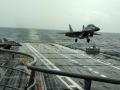 Indian Navy’s MiG-29K trainer aircraft crashes into the Arabian sea; one pilot saved, another missing - Hindi News | Indian Navy’s MiG-29K trainer aircraft crashes into the Arabian sea; one pilot saved, another missing | Latest national News at Lokmattimes.com