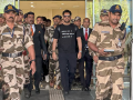MS Dhoni Arrives in Chennai for CSK Pre-Season Camp Ahead of IPL 2025 (Watch Video) - Hindi News | MS Dhoni Arrives in Chennai for CSK Pre-Season Camp Ahead of IPL 2025 (Watch Video) | Latest cricket News at Lokmattimes.com