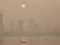 Mumbai Faces Poor Air Quality; Residents Urged to Limit Outdoor Exposure - Hindi News | Mumbai Faces Poor Air Quality; Residents Urged to Limit Outdoor Exposure | Latest mumbai News at Lokmattimes.com