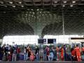 Omicron Variant: New rules issued for air passengers arriving from infected countries - Hindi News | Omicron Variant: New rules issued for air passengers arriving from infected countries | Latest national News at Lokmattimes.com
