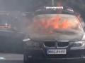 Mumbai Car Fire: Traffic Disrupted As BMW Catches Fire on Jogeshwari Bridge (Watch Video) - Hindi News | Mumbai Car Fire: Traffic Disrupted As BMW Catches Fire on Jogeshwari Bridge (Watch Video) | Latest mumbai News at Lokmattimes.com