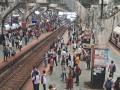 Mumbai Local Train Update: Services Restored on Harbour Line After Overhead Electric Line Breakdown, Trains Still Running Late - Hindi News | Mumbai Local Train Update: Services Restored on Harbour Line After Overhead Electric Line Breakdown, Trains Still Running Late | Latest mumbai News at Lokmattimes.com