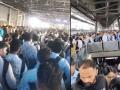 Mumbai Metro 1 Update: Technical Glitch On Ghatkopar-Versova Metro Line Causes Delays, Massive Rush at Stations (Watch Videos) - Hindi News | Mumbai Metro 1 Update: Technical Glitch On Ghatkopar-Versova Metro Line Causes Delays, Massive Rush at Stations (Watch Videos) | Latest mumbai News at Lokmattimes.com