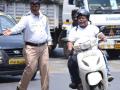 Special Campaign in Mumbai: Over 1,100 E-Bikes Penalized for Traffic Violations, Rs 1.63 Lakh Fine Collected - Hindi News | Special Campaign in Mumbai: Over 1,100 E-Bikes Penalized for Traffic Violations, Rs 1.63 Lakh Fine Collected | Latest mumbai News at Lokmattimes.com
