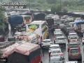 Mumbai Traffic Update: Long Queues of Vehicles on Sion-Panvel Highway, Massive Jam on Western Express Highway Amid Heavy Rains - Hindi News | Mumbai Traffic Update: Long Queues of Vehicles on Sion-Panvel Highway, Massive Jam on Western Express Highway Amid Heavy Rains | Latest mumbai News at Lokmattimes.com