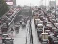 Mumbai Traffic Update: Major Jam on Western and Eastern Express Highways Due to Rains; High Tide Warning Issued - Hindi News | Mumbai Traffic Update: Major Jam on Western and Eastern Express Highways Due to Rains; High Tide Warning Issued | Latest mumbai News at Lokmattimes.com