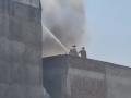 Delhi Fire: Massive Blaze Erupts in Factory in Mundka Industrial Area (Watch Video) - Hindi News | Delhi Fire: Massive Blaze Erupts in Factory in Mundka Industrial Area (Watch Video) | Latest national News at Lokmattimes.com