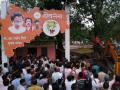 Nashik: NMC Officials Demolish Shiv Sena (UBT) Leader Vasant Gite's Office in Mumbai Naka - Hindi News | Nashik: NMC Officials Demolish Shiv Sena (UBT) Leader Vasant Gite's Office in Mumbai Naka | Latest nashik News at Lokmattimes.com