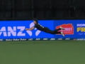 Nathan Smith Takes Full Stretched Diving Catch at Boundary Line During New Zealand vs Sri Lanka 2nd ODI (Watch Video) - Hindi News | Nathan Smith Takes Full Stretched Diving Catch at Boundary Line During New Zealand vs Sri Lanka 2nd ODI (Watch Video) | Latest cricket News at Lokmattimes.com