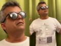 Standup comedian Atul Khatri prints covid vaccine certificate on T-shirt, pic goes viral - Hindi News | Standup comedian Atul Khatri prints covid vaccine certificate on T-shirt, pic goes viral | Latest social-viral News at Lokmattimes.com