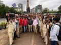 Mumbai: BEST contract workers end week-long strike after talks with CM Shinde - Hindi News | Mumbai: BEST contract workers end week-long strike after talks with CM Shinde | Latest maharashtra News at Lokmattimes.com