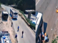 WATCH: Pilgrims Jump from Speeding Bus After Brake Failure on Jammu-Srinagar Highway, Video Emerges - Hindi News | WATCH: Pilgrims Jump from Speeding Bus After Brake Failure on Jammu-Srinagar Highway, Video Emerges | Latest national News at Lokmattimes.com