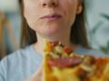 What Happens If You Eat Leftover Pizza? Side Effects on Health - Hindi News | What Happens If You Eat Leftover Pizza? Side Effects on Health | Latest health News at Lokmattimes.com