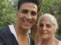 Akshay Kumar's mother Aruna Bhatia dies in Mumbai after prolonged illness - Hindi News | Akshay Kumar's mother Aruna Bhatia dies in Mumbai after prolonged illness | Latest entertainment News at Lokmattimes.com