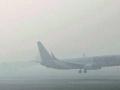 Dense Fog Reduces Visibility, Several Flights Delayed at Delhi Airport - Hindi News | Dense Fog Reduces Visibility, Several Flights Delayed at Delhi Airport | Latest national News at Lokmattimes.com