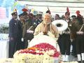 PM Modi Pays Last Respects to Former PM Dr. Manmohan Singh at Nigambodh Ghat (Watch Video) - Hindi News | PM Modi Pays Last Respects to Former PM Dr. Manmohan Singh at Nigambodh Ghat (Watch Video) | Latest national News at Lokmattimes.com