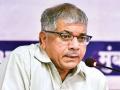 Govt must reduce fees of some recruitment exams or VBA will agitate: Prakash Ambedkar - Hindi News | Govt must reduce fees of some recruitment exams or VBA will agitate: Prakash Ambedkar | Latest maharashtra News at Lokmattimes.com