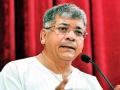 Prakash Ambedkar warns Manoj Jarange to be cautious with his statements - Hindi News | Prakash Ambedkar warns Manoj Jarange to be cautious with his statements | Latest maharashtra News at Lokmattimes.com