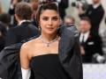 Priyanka Chopra wears ₹200 crore diamond necklace to Met Gala - Hindi News | Priyanka Chopra wears ₹200 crore diamond necklace to Met Gala | Latest entertainment News at Lokmattimes.com