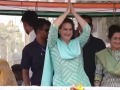 Lok Sabha Election 2024: Priyanka Gandhi Holds Roadshow for Kumari Selja in Haryana (Watch) - Hindi News | Lok Sabha Election 2024: Priyanka Gandhi Holds Roadshow for Kumari Selja in Haryana (Watch) | Latest national News at Lokmattimes.com