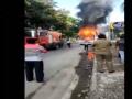 Pune: Private Bus Caught Fire in Pimpri Chinchwad Area Near Nashik Crossroad (Watch Video) - Hindi News | Pune: Private Bus Caught Fire in Pimpri Chinchwad Area Near Nashik Crossroad (Watch Video) | Latest pune News at Lokmattimes.com