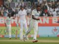 IND vs ENG 2nd Test 2024 Day 4, Lunch: R Ashwin, Kuldeep Yadav Derail England's 399-Run Chase, Visitors at 194/6 - Hindi News | IND vs ENG 2nd Test 2024 Day 4, Lunch: R Ashwin, Kuldeep Yadav Derail England's 399-Run Chase, Visitors at 194/6 | Latest cricket News at Lokmattimes.com