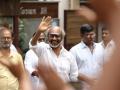 Diwali 2024: Superstar Rajinikanth Celebrates Deepawali in Chennai; Meets Fans Outside His Residence (Watch Video) - Hindi News | Diwali 2024: Superstar Rajinikanth Celebrates Deepawali in Chennai; Meets Fans Outside His Residence (Watch Video) | Latest entertainment News at Lokmattimes.com