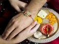 Raksha Bandhan 2024: Expert Tips on When to Remove Your Rakhi - Hindi News | Raksha Bandhan 2024: Expert Tips on When to Remove Your Rakhi | Latest lifestyle News at Lokmattimes.com