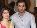Ranbir Kapoor and Alia Bhatt to have a 5 day wedding from April 13 to 17th - Hindi News | Ranbir Kapoor and Alia Bhatt to have a 5 day wedding from April 13 to 17th | Latest entertainment News at Lokmattimes.com