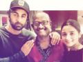 Alia Bhatt mourn death of Covid-19 Taj Hotel employee - Hindi News | Alia Bhatt mourn death of Covid-19 Taj Hotel employee | Latest entertainment News at Lokmattimes.com