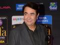 Randhir Kapoor shifted to ICU for COVID-19 treatment after two doses of vaccine - Hindi News | Randhir Kapoor shifted to ICU for COVID-19 treatment after two doses of vaccine | Latest entertainment News at Lokmattimes.com