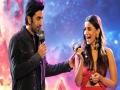 VIDEO : Ranbir Kapoor's hilarious reply to paparazzi's question, video goes viral - Hindi News | VIDEO : Ranbir Kapoor's hilarious reply to paparazzi's question, video goes viral | Latest entertainment News at Lokmattimes.com