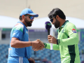 ICC Champions Trophy 2025 India vs Pakistan: Fans Cheer For Men In Blue In Large Numbers - Hindi News | ICC Champions Trophy 2025 India vs Pakistan: Fans Cheer For Men In Blue In Large Numbers | Latest cricket News at Lokmattimes.com