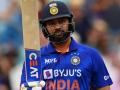 Rohit Sharma to consult expert in Mumbai for thumb injury - Hindi News | Rohit Sharma to consult expert in Mumbai for thumb injury | Latest cricket News at Lokmattimes.com