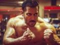 Here's why Salman is embarrassed to have his paintings showcased at exhibition - Hindi News | Here's why Salman is embarrassed to have his paintings showcased at exhibition | Latest lifestyle News at Lokmattimes.com