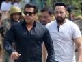 Salman Khan's bodyguard Shera's mother registers FIR against building secretary for criminal intimidation - Hindi News | Salman Khan's bodyguard Shera's mother registers FIR against building secretary for criminal intimidation | Latest entertainment News at Lokmattimes.com