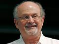 Author Salman Rushdie stabbed on stage in New York - Hindi News | Author Salman Rushdie stabbed on stage in New York | Latest international News at Lokmattimes.com