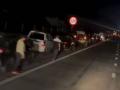 Samruddhi Highway Traffic: Over 50 Vehicles Suffer Tyre Bursts After Passing Over Iron Board on Mumbai-Nagpur Highway (Watch Video) - Hindi News | Samruddhi Highway Traffic: Over 50 Vehicles Suffer Tyre Bursts After Passing Over Iron Board on Mumbai-Nagpur Highway (Watch Video) | Latest mumbai News at Lokmattimes.com