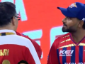 Sanjiv Goenka, Rishabh Pant Engage in Intense Chat After 6-Wicket Loss to Delhi Capitals (VIDEO) - Hindi News | Sanjiv Goenka, Rishabh Pant Engage in Intense Chat After 6-Wicket Loss to Delhi Capitals (VIDEO) | Latest cricket News at Lokmattimes.com