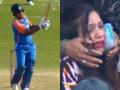 Sanju Samson's Powerful Six Strikes Female Fan During India vs South Africa T20 Match; See Viral Video - Hindi News | Sanju Samson's Powerful Six Strikes Female Fan During India vs South Africa T20 Match; See Viral Video | Latest cricket News at Lokmattimes.com